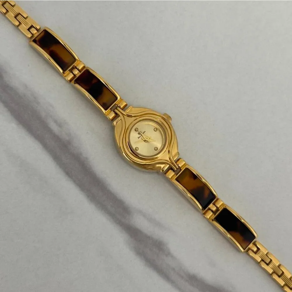 Sku‎ : 0451 cute gold mini watch bracelet with brown Inserts with marble pattern